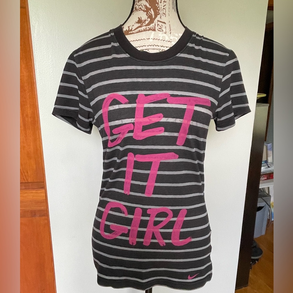 Nike "Get It Girl" T-Shirt, Size S